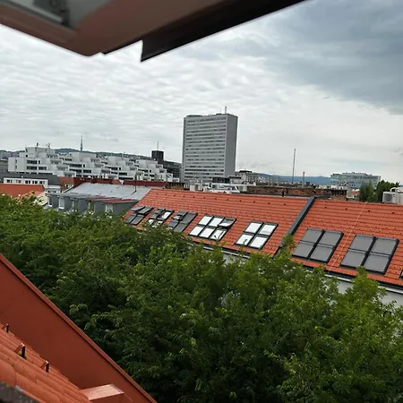 Urban Zenhouse No.2 - Breakfast Included Apartment