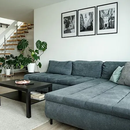 Urban Zenhouse No.2 - Breakfast Included Apartment Bratislava