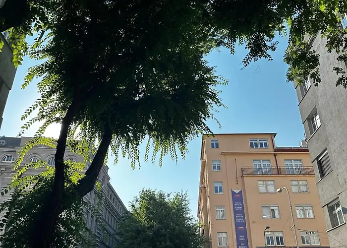 Urban Zenhouse No 2-breakfast Optional Apartmán *