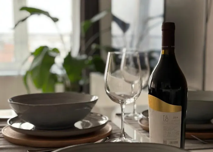 Urban Zenhouse No 2-breakfast Optional شقة براتسيلافا