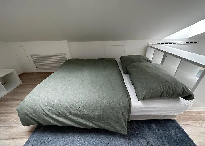 Urban Zenhouse No 2-breakfast Optional *