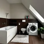 Urban Zenhouse No 2-breakfast Optional *